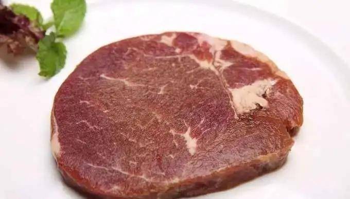 涉事廠家回應(yīng)原切牛肉卷疑合成肉