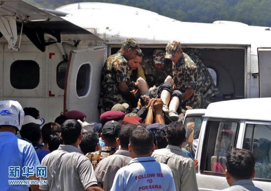 12人在墜機(jī)事故中生還 包括1兒童