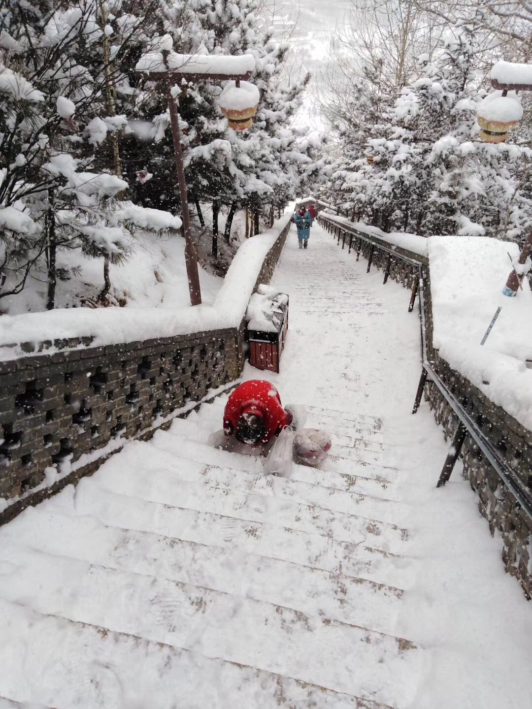 韓國首都圈和江原道普降大雪